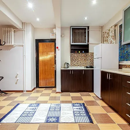 Spacious In Mecidiyekoy/ortaklar Διαμέρισμα *