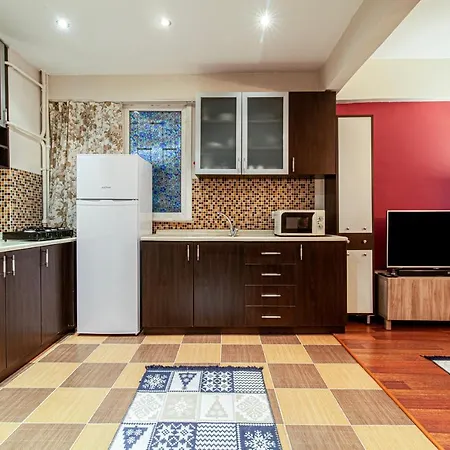 Spacious In Mecidiyekoy/ortaklar * Κωνσταντινούπολη